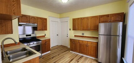 Building Photo - 1193 W Onondaga St