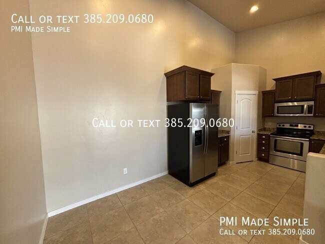 Foto del edificio - 157 Jordan Ridge Boulevard