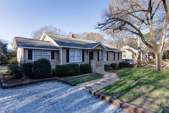Building Photo - 345 Sunset Dr