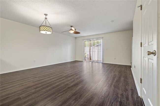 Building Photo - 8505 Edgewater Pl Blvd