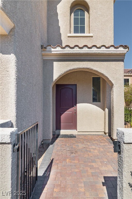 Building Photo - 1005 Cetona Ct