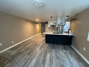 Building Photo - 2850 S 35th St