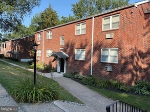 Building Photo - 333 Lacey Ave