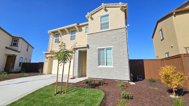 Building Photo - 1193 Sierra Morena Wy