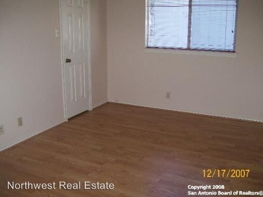 Foto del edificio - 4 br, 2.5 bath House - 8826 Roquefort