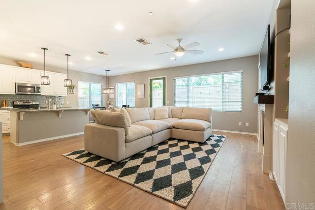 Foto del edificio - 1132 Cherry Tree Ln
