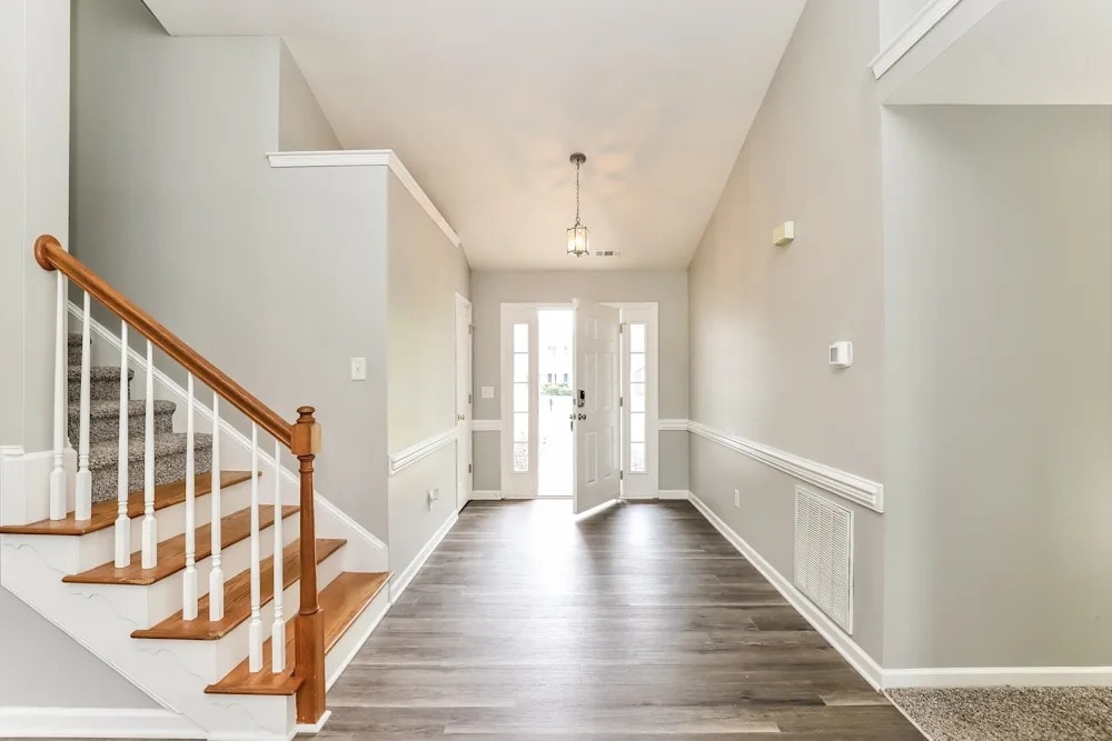 Photo - 2495 NW 43rd St (Miami, FL)