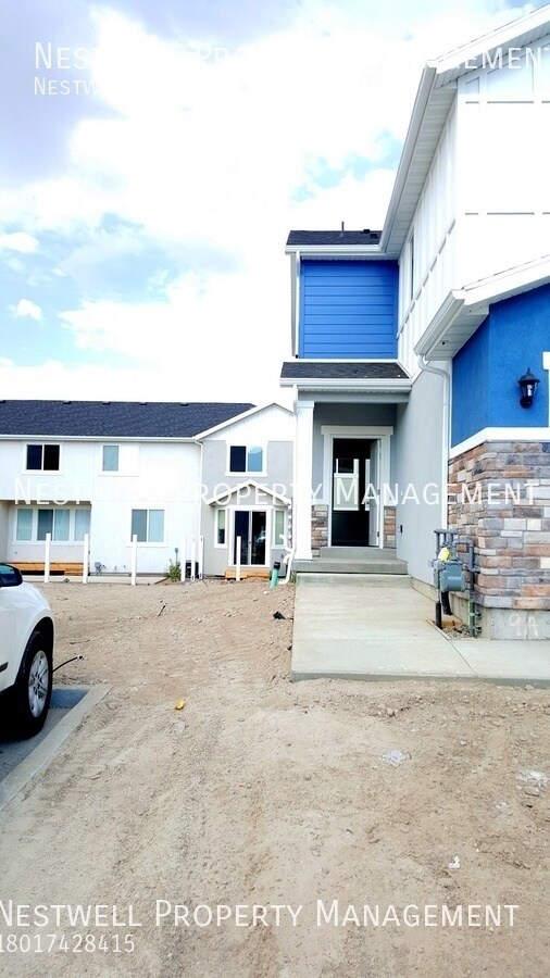 Foto del edificio - Beautiful 4-bed Townhome in American Fork