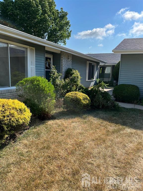 Foto del edificio - 402 Metuchen Dr
