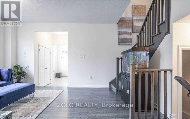 Building Photo - 42 Brent Cres