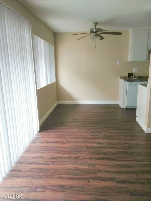Foto del edificio - 16275 Woodruff Ave