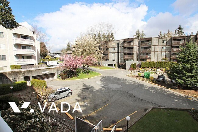 Building Photo - Parkwoods Fir 2 BR APT Rental 302-9644 134 St Surrey: VADA