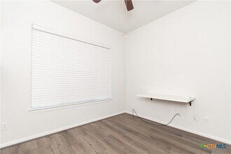 Building Photo - 6808 Verona Pl