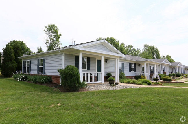 English Oaks Senior Apartment Homes