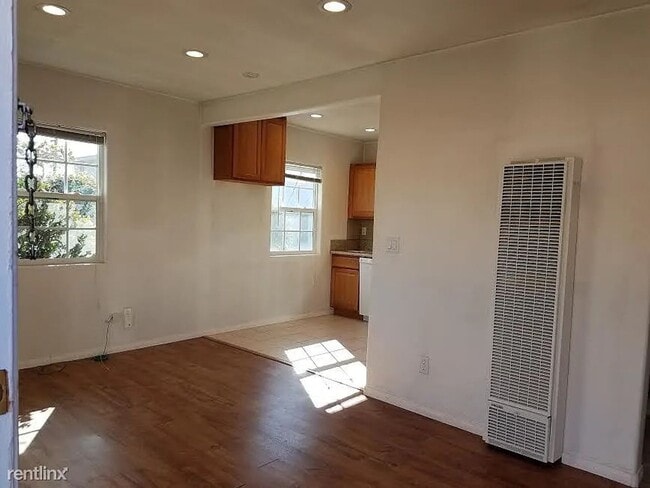 Foto del edificio - 3424-28 Del Rey St