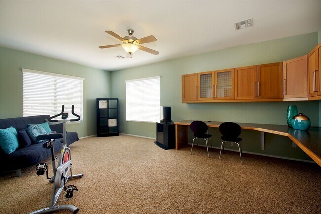 Foto del edificio - 4 Bedroom Furnished Gilbert Home
