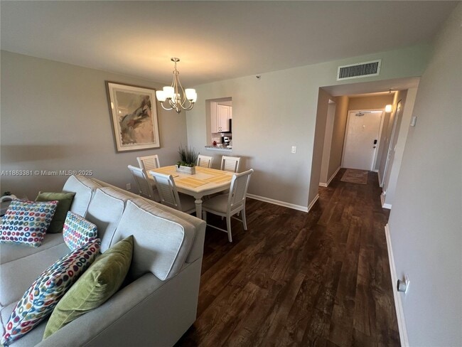 Building Photo - 14527 Bonaire Blvd