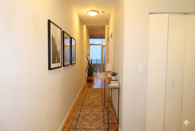 Foto del edificio - 1720 S Michigan Ave