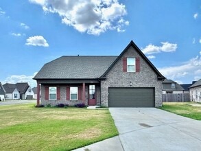 Building Photo - 5427 Teal Cv