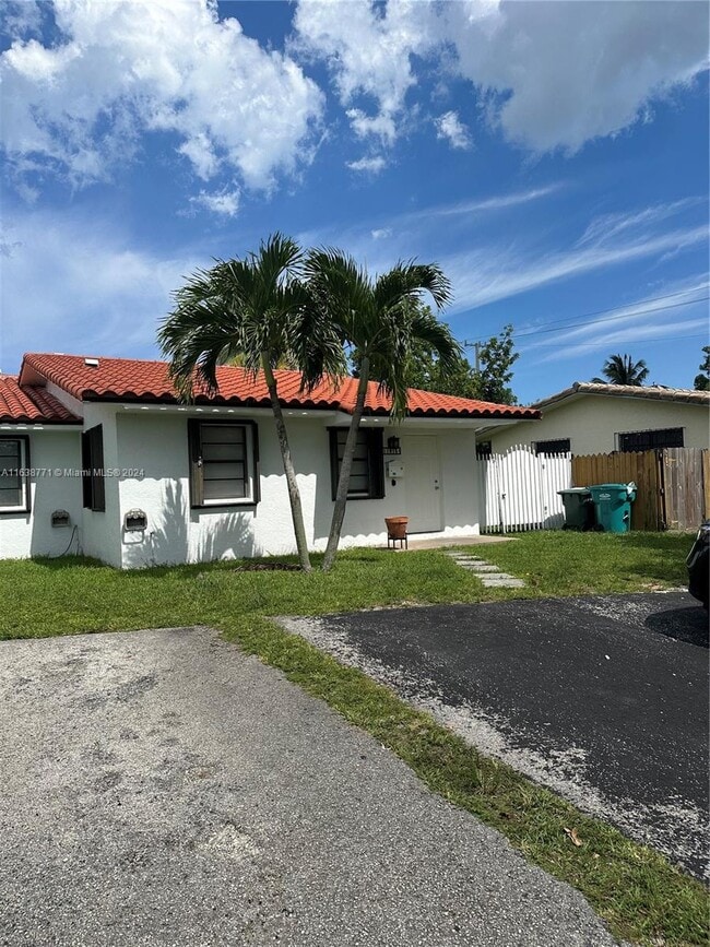 11915 NE 12th Ct, Biscayne Park, FL 33161 House Rental in Biscayne