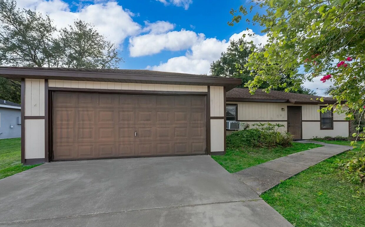 Foto principal - 721 Highland Ave NW