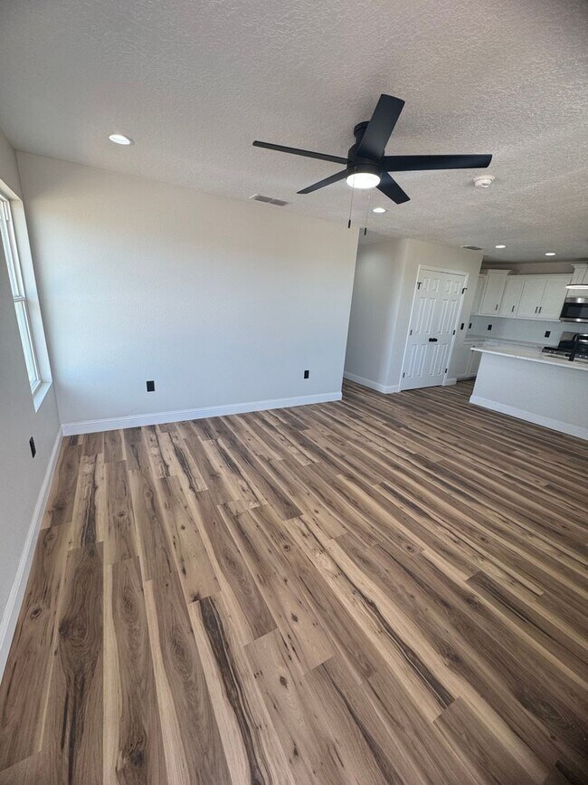 Foto del edificio - 108 Chisum Dr