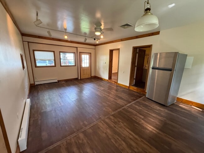 Building Photo - 50 Pequea Blvd