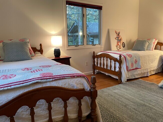 Foto del edificio - 461 Monte Vista Rd