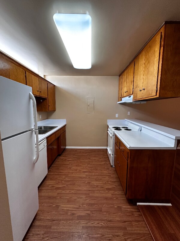 Foto del edificio - 1202 Mayflower Ave