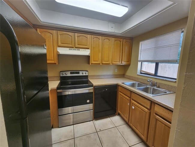 Foto del edificio - 702 SW 70th Terrace