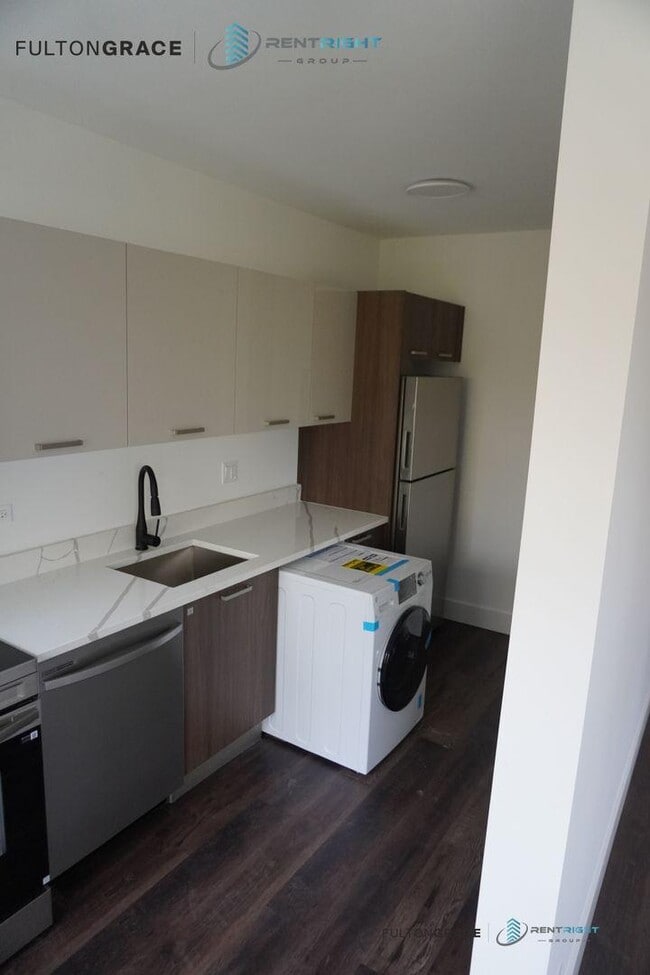 Foto del edificio - 2 bedroom in Chicago IL 60660