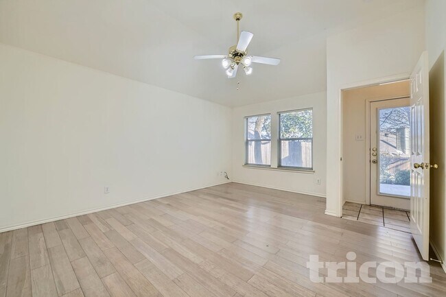 Building Photo - 5933 Sagebrush Trail