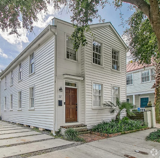 Building Photo - 37 Ashe St