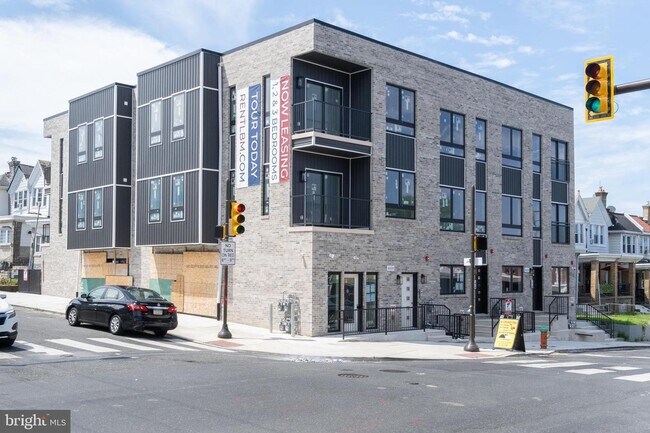 Building Photo - 6604 Lansdowne Ave