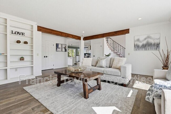 Foto del edificio - 29059 Meadow Glen Way W