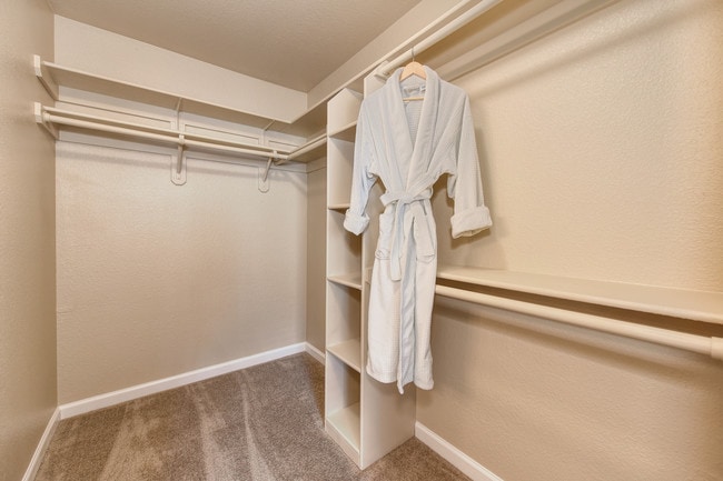 Foto del edificio - Folsom Gateway