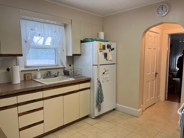 Foto del edificio - 94 Eustis Ave