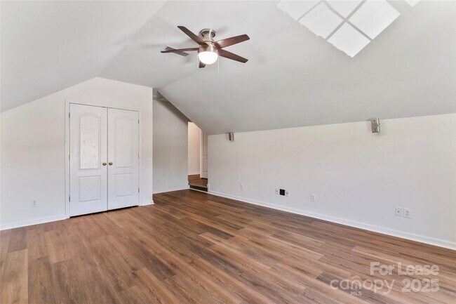 Foto del edificio - 2003 Red Carpet Ct