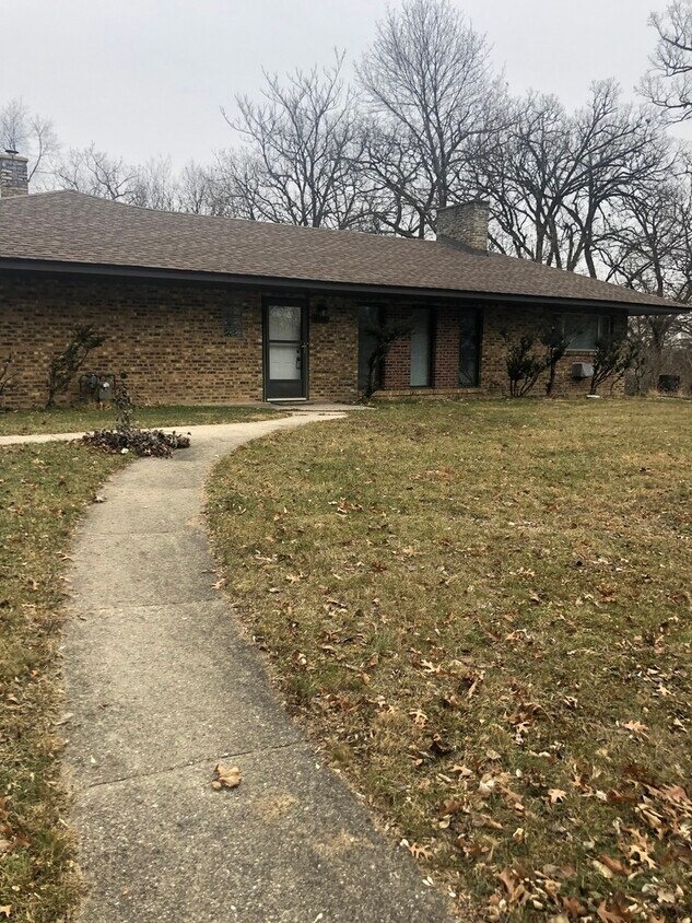 406 Concord Ave, Fox River Grove, IL 60021 House Rental in Fox River