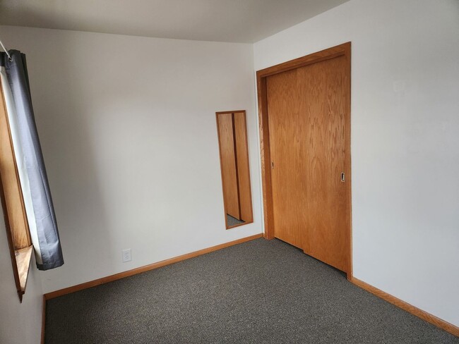 Foto del edificio - 3 bedroom 1 bath upper level unit in Pierz