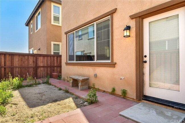 Foto del edificio - 277 Bloomington Ave