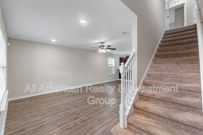 Foto del edificio - 426 Eisenhower Dr
