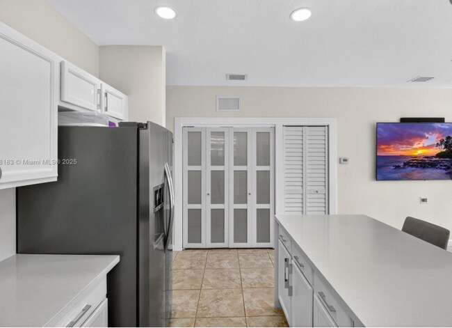 Foto del edificio - 3616 SE 2nd Dr