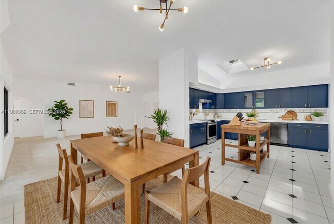Foto del edificio - 7132 SW 65th Ave