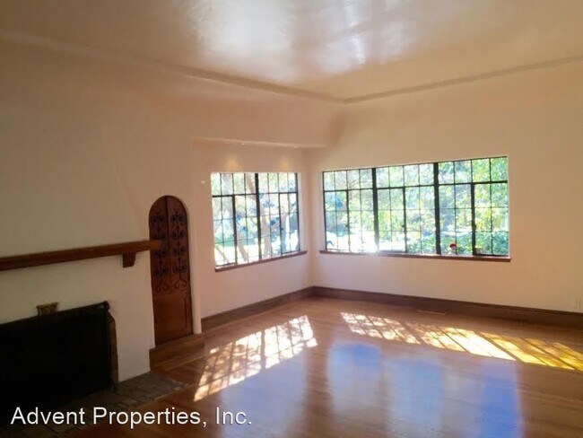 Building Photo - 2 br, 2 bath House - 1618 Trestle Glen Road