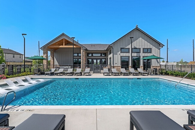 Building Photo - Summerwell Marvida
