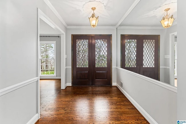 Building Photo - 386 E Saunders Rd