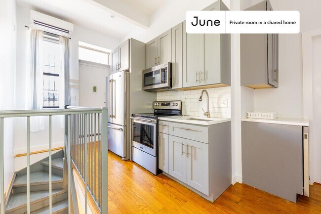 Foto del edificio - Room in Shared 4 bed/2 bath home in Ridgewood