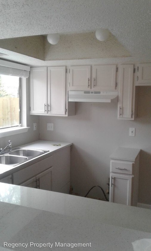 Building Photo - 5217 Tahoe Trl