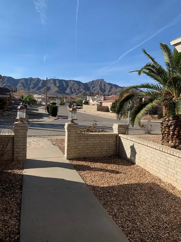 Foto del edificio - 11352 Loma Crystal Pl